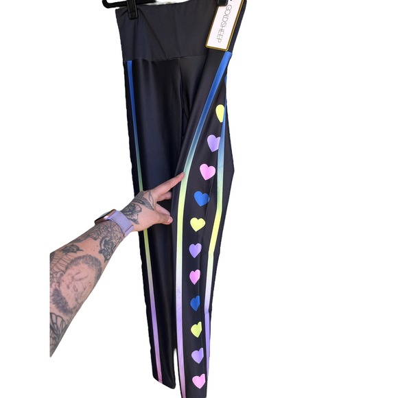 NWT Goldsheep faux leather leggings with Rainbow Hearts size Small - Picture 2 of 6